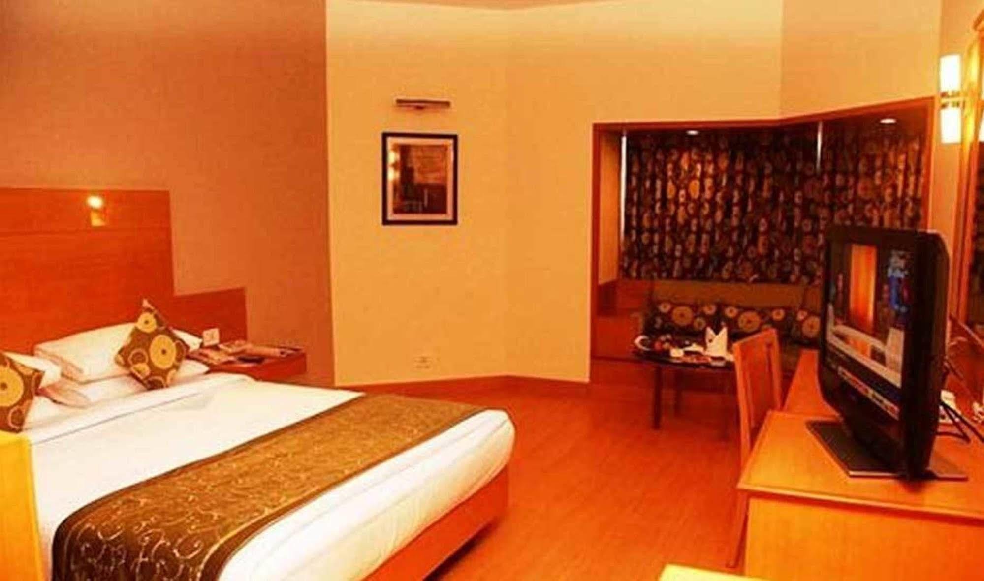 Vits Aurangabad Hotel Buitenkant foto