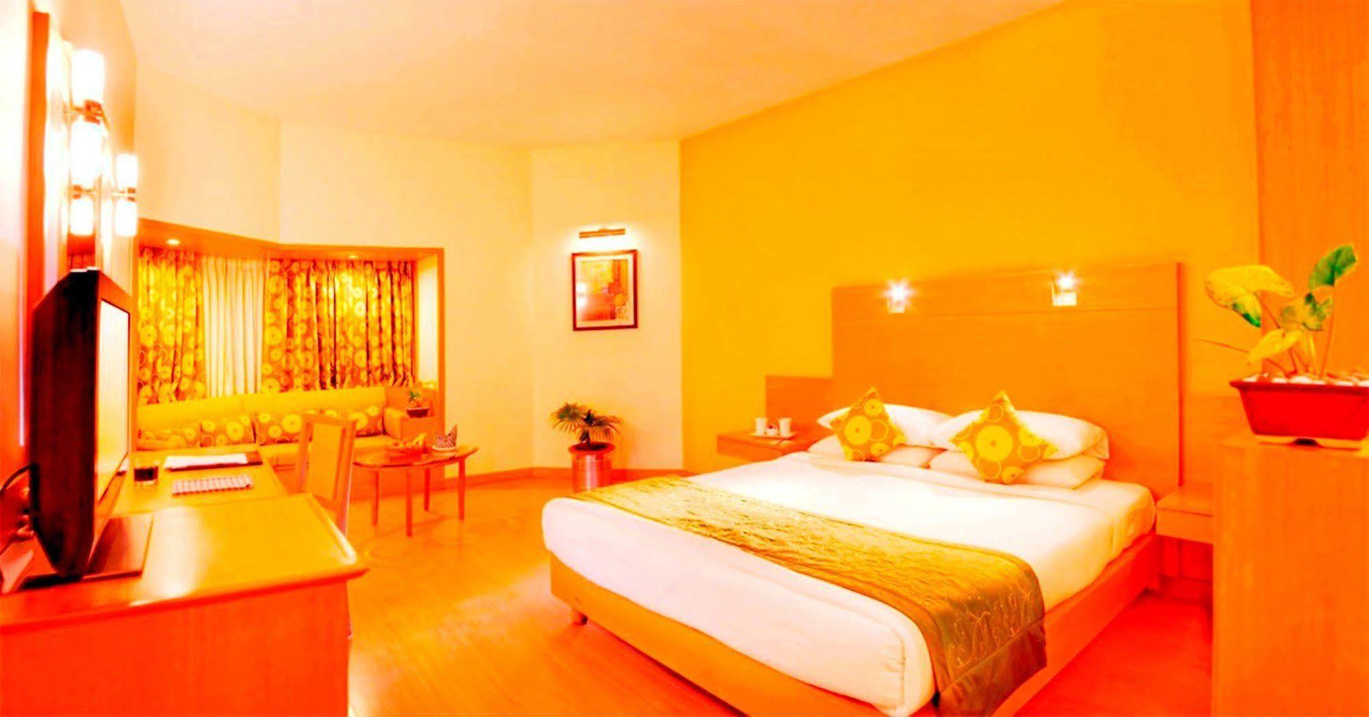 Vits Aurangabad Hotel Buitenkant foto